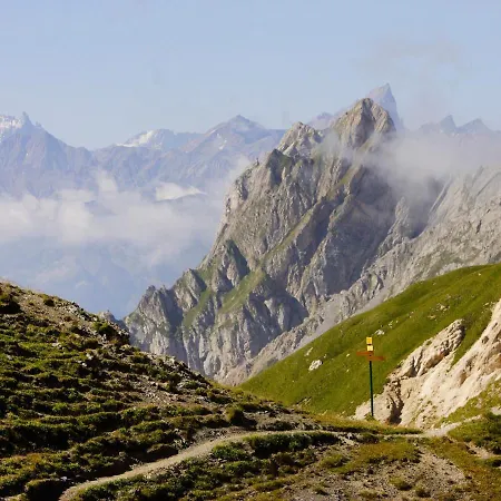 Eterlous 1bis By Interhome